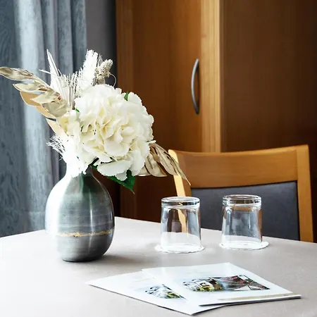 Rosengarten & Restaurant 3* Sopron