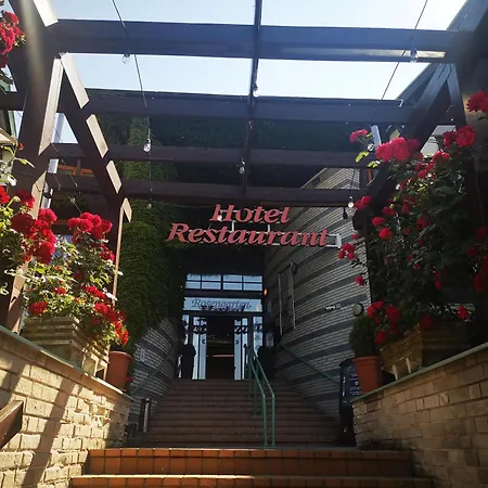 Rosengarten & Restaurant Sopron