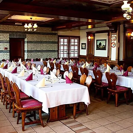 Rosengarten & Restaurant 3*