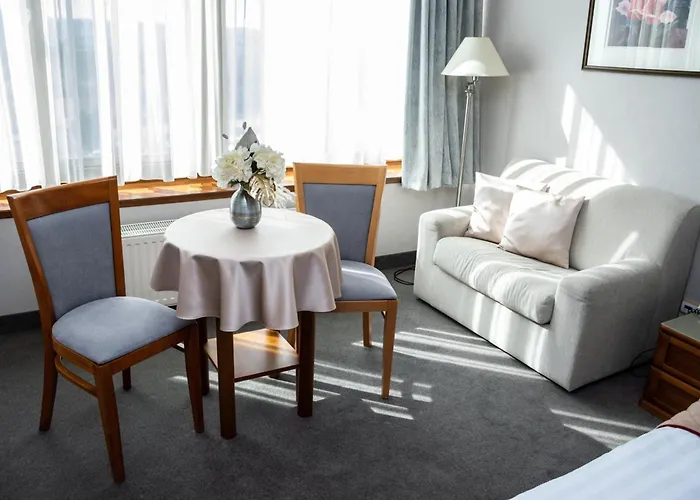 Rosengarten & Restaurant Hotel 3*