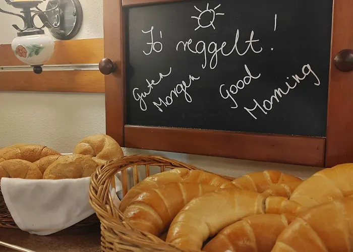 Rosengarten & Restaurant Hotel Sopron